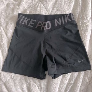 3” Nike pros